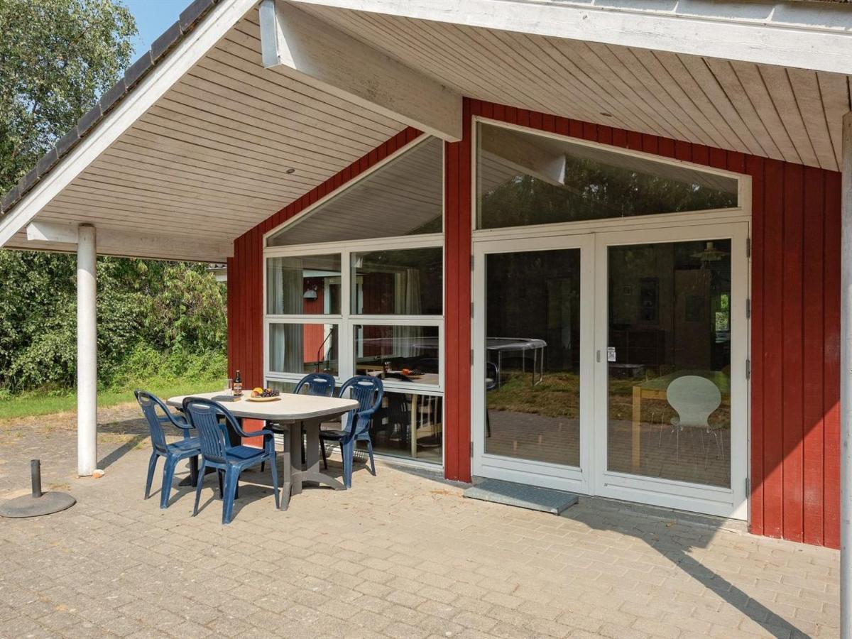 Holiday Home Guthmund - 1Km From The Sea In Western Jutland By Interhome Molby Exterior photo